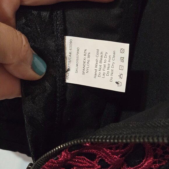 Gothic Brocade Lace-Up Corset Steampunk Black & Red Victorian Front Zipper XL - Picture 8 of 11